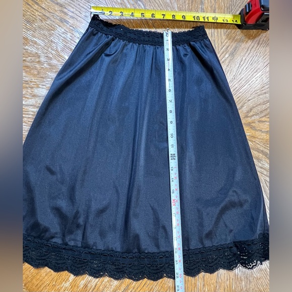 VINTAGE lace trim silky nylon half skirt dress slip lingerie sexy boudoir 80s - Picture 9 of 12